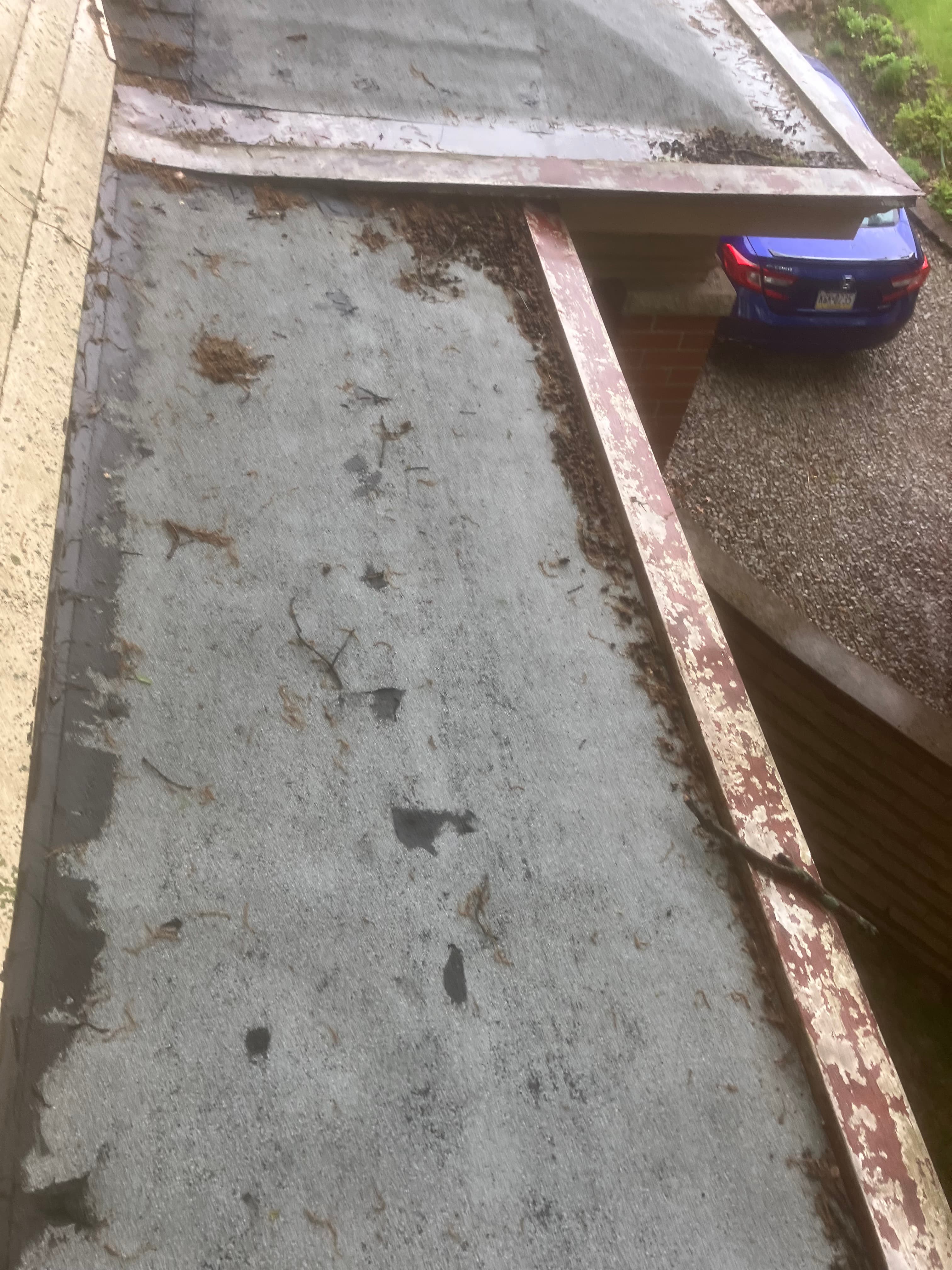 Porch roof condition before work 2